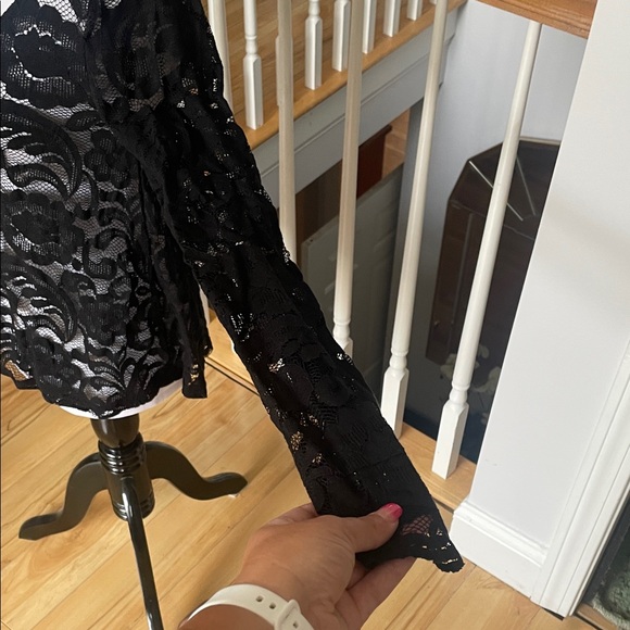 Express Black Floral Lace Blouse - Picture 2 of 5